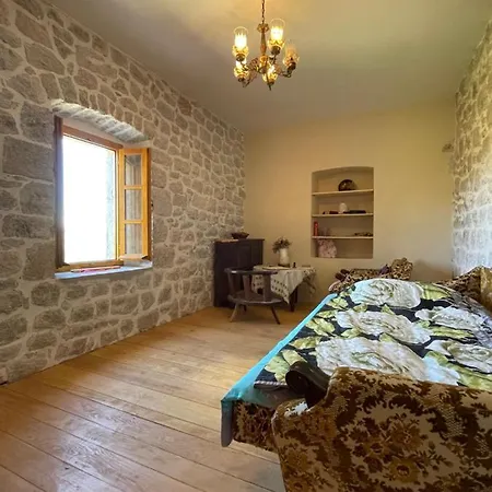 Queen's Vintage House Holiday home
